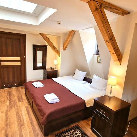 Hotel Charlotta イェドリナ・ズドルイ エクステリア 写真
